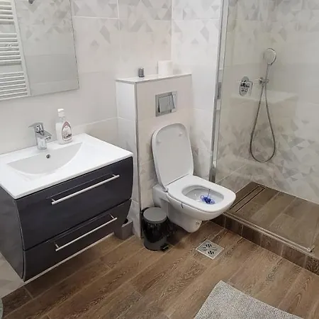 Ionut Seaview Mamaia Apartment *